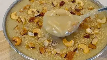 സദ്യയ്ക്ക് പായസം വിളമ്പിയില്ല; വിളമ്പിയ ആളെ കല്ലിനിടിച്ചു, വീട്ടില്ക്കയറി ഭീഷണി; 32-കാരനെതിരെ പോലീസ് കേസ് സദ്യയ്ക്ക് പായസം വിളമ്പിയില്ല; വിളമ്പിയ ആളെ കല്ലിനിടിച്ചു, വീട്ടില്ക്കയറി ഭീഷണി; 32-കാരനെതിരെ പോലീസ് കേസ്