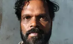 ഫേസ്ബുക്ക് പോസ്റ്റ് ഇട്ടതിനെ ചൊല്ലിയുള്ള തര്ക്കം; അയല്വാസികളെ കുത്തി പരിക്കേല്പ്പിച്ച ആള് അറസ്റ്റില് ഫേസ്ബുക്ക് പോസ്റ്റ് ഇട്ടതിനെ ചൊല്ലിയുള്ള തര്ക്കം; അയല്വാസികളെ കുത്തി പരിക്കേല്പ്പിച്ച ആള് അറസ്റ്റില്