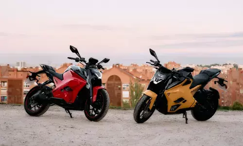 ഇനി പുതുയുഗത്തിന്റെ പിറവി; അള്‍ട്രാവയലറ്റ് ഓട്ടോമോട്ടീവിന്റെ പുതിയ യുവി സ്പേസ് സ്റ്റേഷന്‍ തിരുവനന്തപുരത്ത് ആരംഭിച്ചു