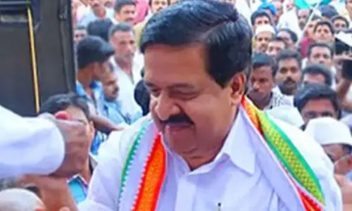 സംസ്ഥാനത്ത് സിപിഎം-ബിജെപി ഡീല്‍; മോദിയെ തൃപ്തിപ്പെടുത്താന്‍ പിണറായി രാഹുലിനെ വിമര്‍ശിക്കുന്നുവെന്ന് രമേശ് ചെന്നിത്തല