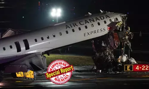 എനിക്ക് പിഴവ് പറ്റി..! ന്യൂയോര്‍ക്കിനെ നടുക്കിയ വിമാനാപകടത്തിന് പിന്നില്‍ ഗുരുതര സുരക്ഷ വീഴ്ച; വിമാനവും ഫയര്‍ ട്രക്കും കൂട്ടിയിടിച്ചത് ഒരേസമയം അനുമതി നല്‍കിയപ്പോള്‍; വീഴ്ച തുറന്നു സമ്മതിച്ച് എയര്‍ ട്രാഫിക് കണ്‍ട്രോളര്‍; വിമാനാപകടത്തിന്റെ ഭീകര ദൃശ്യങ്ങള്‍ പങ്കുവെച്ച് യാത്രക്കാരന്‍