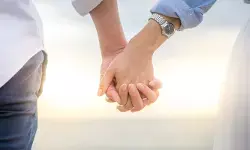 പ്രണയ വിവാഹത്തിനു പിന്നാലെ വരനെ കെട്ടിയിട്ടു; റോഡിലൂടെ നഗ്നനാക്കി നടത്തി: ഭാര്യാപിതാവ് അടക്കം അഞ്ചുപേര്‍ അറസ്റ്റില്‍