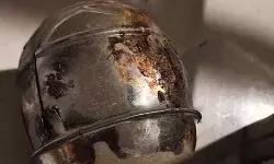 പോലീസുകാരന്റെ വീടിന് നേരെ ബോംബെറിഞ്ഞ സംഭവം; കൊലക്കേസ് പ്രതി ഉള്‍പ്പടെ രണ്ട് ആര്‍എസ്എസ് പ്രവര്‍ത്തകര്‍ അറസ്റ്റില്‍