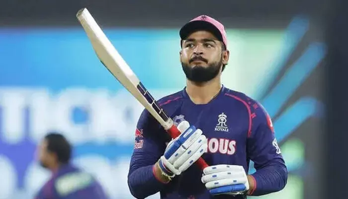 റിയാന് പരാഗ് രാജസ്ഥാനില് രാജാവിനെ പോലെയാണ്; എങ്ങനെ ക്യാപ്റ്റനായെന്ന് എല്ലാവര്ക്കുമറിയാം; ടീം അത്ര മോശമല്ല; വലിയ ടീമുകളെ ഞെട്ടിക്കാനുള്ള ആയുധങ്ങളുണ്ട്; എന്നാല് സ്വയം തകരാനും സാധിക്കും; വിമര്ശനവുമായി മുന് ഇന്ത്യന് താരം റിയാന് പരാഗ് രാജസ്ഥാനില് രാജാവിനെ പോലെയാണ്; എങ്ങനെ ക്യാപ്റ്റനായെന്ന് എല്ലാവര്ക്കുമറിയാം; ടീം അത്ര മോശമല്ല; വലിയ ടീമുകളെ ഞെട്ടിക്കാനുള്ള ആയുധങ്ങളുണ്ട്; എന്നാല് സ്വയം തകരാനും സാധിക്കും; വിമര്ശനവുമായി മുന് ഇന്ത്യന് താരം