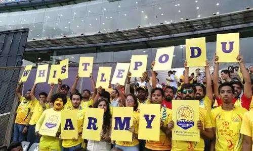 രാഷ്ട്രീയ പാർട്ടികളുടെ ചിഹ്നങ്ങൾ പ്രദർശിപ്പിക്കാൻ അനുവദിക്കരുത്; തിരഞ്ഞെടുപ്പ് ചൂടിൽ ഐപിഎല്ലിന് വിസിൽ കുരുക്ക്; ചെന്നൈയിലെ മത്സരങ്ങൾ മാറ്റണമെന്ന ഹർജി മദ്രാസ് ഹൈക്കോടതിയിൽ