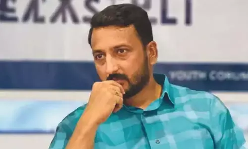 ബലാത്സംഗക്കേസ്; രാഹുല്‍ മാങ്കൂട്ടത്തിലിന്റെ മുന്‍കൂര്‍ ജാമ്യത്തില്‍ ഇടപെടാതെ സുപ്രിംകോടതി; ആദ്യ ബലാത്സംഗക്കേസിലെ അതിജീവിതക്കെതിരായ ഹൈക്കോടതിയുടെ പരാമര്‍ശങ്ങള്‍ ഒഴിവാക്കി കോടതി