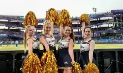 ആ ഗ്ലാമർ സുന്ദരിമാർക്ക് കിട്ടുന്ന ശമ്പളമെത്ര?; കളി ജയിച്ചാൽ ബോണസ് വേറെ; ഐപിഎൽ ചിയർ ലീഡർമാരുടെ പ്രതിഫലത്തിൽ ഒന്നാമൻ ഈ ടീം; വരുമാനക്കണക്കുകൾ അറിയാം