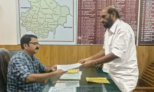 തളിപ്പറമ്പില്‍ കോണ്‍ഗ്രസിനും വിമത സ്ഥാനാര്‍ത്ഥി; കൊയ്യം ജനാര്‍ദ്ദനന്‍ പത്രിക പിന്‍വലിച്ചില്ല; പി കെ ശ്യാമളയുടെ സ്ഥാനാര്‍ഥിത്വത്തിലൂടെ വിവാദത്തിലായ തളിപ്പറമ്പില്‍ ചതുഷ്‌കോണ മത്സരത്തിന് കളമൊരുങ്ങി