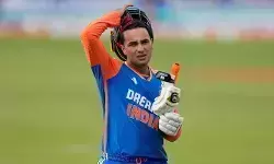 പാര്ട്ടി, ഗേള്സ്, മണി...!: അഭിഷേക് ശര്മയോട് അറപ്പ് തോന്നുന്നു; യുവരാജ് സിങ്ങാകാന് ഇനിയൊരു യുഗം വേണം; റീല്സും ചെയ്ത് നടക്കുന്നതാണോ അവന്റെ പണി; ഇന്ത്യന് ക്രിക്കറ്റിലെ ബാഡ് ബോയ്സ് സംസ്കാരത്തിനെതിരെ തുറന്നടിച്ച് യോഗ്രാജ് സിങ് പാര്ട്ടി, ഗേള്സ്, മണി...!: അഭിഷേക് ശര്മയോട് അറപ്പ് തോന്നുന്നു; യുവരാജ് സിങ്ങാകാന് ഇനിയൊരു യുഗം വേണം; റീല്സും ചെയ്ത് നടക്കുന്നതാണോ അവന്റെ പണി; ഇന്ത്യന് ക്രിക്കറ്റിലെ ബാഡ് ബോയ്സ് സംസ്കാരത്തിനെതിരെ തുറന്നടിച്ച് യോഗ്രാജ് സിങ്