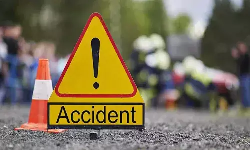 മദ്യപ്രദേശില് ബസും പിക്കപ്പും കൂട്ടിയിടിച്ച് അപകടം; പത്ത് പേര് മരിച്ചു: ഇരുപതോളം പേര്ക്ക് പരിക്ക് മദ്യപ്രദേശില് ബസും പിക്കപ്പും കൂട്ടിയിടിച്ച് അപകടം; പത്ത് പേര് മരിച്ചു: ഇരുപതോളം പേര്ക്ക് പരിക്ക്