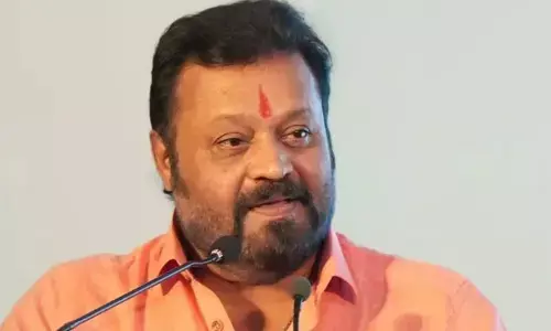 പാചകവാതക പ്രതിസന്ധി വെറും വ്യാജപ്രചാരണം; നിയന്ത്രണങ്ങള്‍ സ്വാഭാവികം; അമേരിക്കയിലും ഇങ്ങനെയൊക്കെയെന്ന് സുരേഷ് ഗോപി; ഭയപ്പെടേണ്ടതില്ലെന്ന ഉറപ്പുമായി കേന്ദ്ര സഹമന്ത്രി