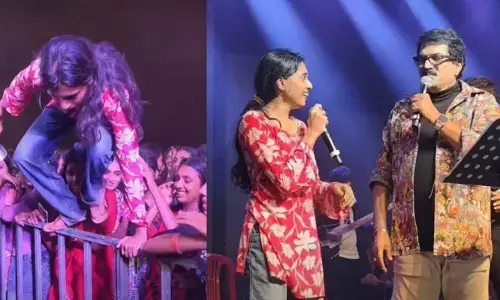 അമ്പലപ്പുഴേ... പാടാൻ ആരുണ്ടെന്ന ചോദ്യം, ബാരിക്കേഡ് ചാടിക്കടന്ന് മാളവിക; ക്യാമ്പസിനെ ഇളക്കിമറിച്ച നിമിഷം; എം.ജി. ശ്രീകുമാറിന്റെ സംഗീതനിശയിലെ ആവേശം സോഷ്യൽ മീഡിയയിൽ വൈറൽ