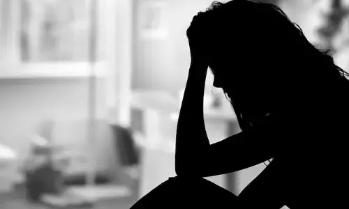 അമ്മയെ കൊലപ്പെടുത്തിയ പിതാവ് ജയിലില്‍; 17 വയസുകാരിയായ മകളെ അമ്മാവന്മാര്‍ ചേര്‍ന്ന് ബലാത്സംഗം ചെയ്തു; 16 വയസ്സുകാരിയെ വിറ്റു: പരാതി നല്‍കി പെണ്‍കുട്ടി