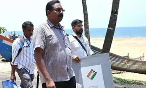 ഹോം വോട്ടിംഗ്; ആദ്യ ദിനത്തില്‍ രേഖപ്പെടുത്തിയത് 10,922 വോട്ടുകള്‍