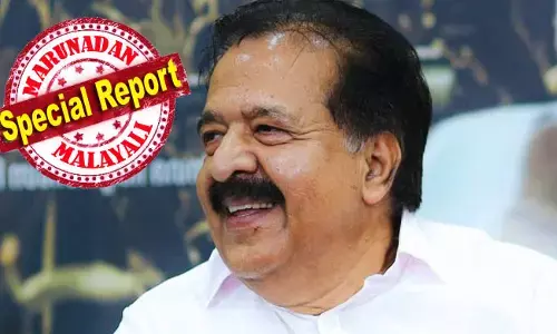 സോഫ്റ്റ്വെയര്‍ കരാറില്‍ സര്‍ക്കാരിന് കനത്ത പ്രഹരം; 700 കോടിയുടെ അഴിമതി ആരോപണത്തില്‍ ടെന്‍ഡര്‍ നടപടികള്‍ ഹൈക്കോടതി സ്റ്റേ ചെയ്തു; മുഖ്യമന്ത്രിയും മന്ത്രിയും മാപ്പ് പറയണമെന്ന് രമേശ് ചെന്നിത്തല