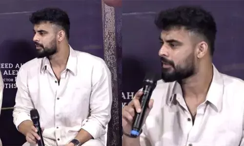 ദുല്ഖറിനും താങ്കള്ക്കുമിടയില് എന്താണ് പ്രശ്നം?; പൊട്ടിച്ചിരിയോടെ ടൊവിനോയുടെ മറുപടി; ദുൽഖറിനെ ഞാൻ ഇപ്പോൾ ലൈവിൽ വിളിക്കണോയെന്ന് താരം ദുല്ഖറിനും താങ്കള്ക്കുമിടയില് എന്താണ് പ്രശ്നം?; പൊട്ടിച്ചിരിയോടെ ടൊവിനോയുടെ മറുപടി; ദുൽഖറിനെ ഞാൻ ഇപ്പോൾ ലൈവിൽ വിളിക്കണോയെന്ന് താരം