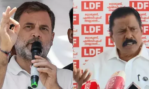 സോണിയ ഗാന്ധിക്ക് പോറ്റി കൈയ്യില് കെട്ടിക്കൊടുത്തത് എന്താണ്? രാഹുല് ഗാന്ധി ഇവിടെ വന്ന് പാട്ട് പാടുമ്പോള് ഓര്ക്കണം അതൊക്കെയെന്ന് എം വി ഗോവിന്ദന് സോണിയ ഗാന്ധിക്ക് പോറ്റി കൈയ്യില് കെട്ടിക്കൊടുത്തത് എന്താണ്? രാഹുല് ഗാന്ധി ഇവിടെ വന്ന് പാട്ട് പാടുമ്പോള് ഓര്ക്കണം അതൊക്കെയെന്ന് എം വി ഗോവിന്ദന്