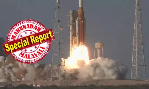 കുതിച്ചുയര്‍ന്ന് നാസയുടെ ചാന്ദ്ര ദൗത്യം; 54 വര്‍ഷങ്ങള്‍ക്ക് ശേഷം മനുഷ്യന്‍ വീണ്ടും ചന്ദ്രനിലേക്ക്; ആര്‍ട്ടിമിസ് 2വില്‍ യാത്ര തിരിച്ചത് ഒരു വനിതയടക്കം നാലു പേര്‍: ഇത് ചരിത്ര നിമിഷം