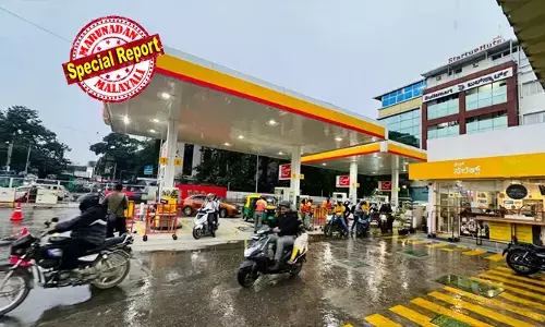 പശ്ചിമേഷ്യന്‍ സംഘര്‍ഷം മറയാക്കി സാധാരണക്കാരന്റെ നെഞ്ചത്തടിച്ച് സ്വകാര്യ എണ്ണക്കമ്പനികള്‍; നയാരക്ക് പിന്നാലെ ഇന്ധനവില വര്‍ധിപ്പിച്ച് ഷെല്‍ ഇന്ത്യയും; ഷെല്‍ പമ്പുകളില്‍ ഡീസലിന് ഒറ്റയടിക്ക് 25 രൂപ കൂട്ടി! പെട്രോളിനും തീവില