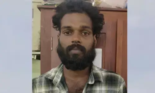 വാടകവീടിന്റെ പറമ്പില്‍ ഒരു ചെടി നട്ടു; നനച്ചുകൊണ്ടിരിക്കുന്നതിനിടെ പൊലീസ് നേരിട്ടെത്തി പൊക്കി; കഞ്ചാവ് ചെടി വളര്‍ത്തിയ യുവാവ് അറസ്റ്റില്‍