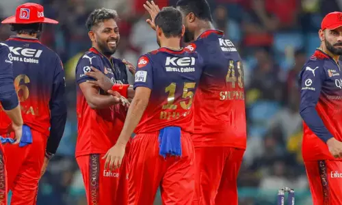 ഐപിഎല്‍ കളിക്കാന്‍ വിട്ടയച്ചില്ല; ശ്രീലങ്കന്‍ ബോര്‍ഡിനെതിരെ കോടതിയെ സമീപിച്ച് നുവാന്‍ തുഷാര; കരിയര്‍ നശിപ്പിക്കുന്നുവെന്ന് പരാതി; കരാര്‍ പുതുക്കാനില്ലെന്നും വിരമിക്കുമെന്നും ഭീഷണി; ലങ്കന്‍ ക്രിക്കറ്റില്‍ വന്‍ പൊട്ടിത്തെറി