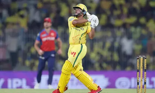 അര്‍ധസെഞ്ച്വറിയുമായി തകര്‍ത്തടിച്ച് ആയുഷ് മാത്രെ; മികച്ച പിന്തുണയുമായി സര്‍ഫ്രാസ് ഖാനും ശിവംദുബെയും; വീണ്ടും തുടക്കത്തിലേ മടങ്ങി സഞ്ജു; പഞ്ചാബിന് മുന്നില്‍ കൂറ്റന്‍ വിജയലക്ഷ്യമുയര്‍ത്തി ചെന്നൈ; കിങ്ങ്സ് ഇലവന്‍ ജയിക്കാന്‍ 210 റണ്‍സ്