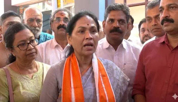 കേരളത്തില്‍ ലൗ ജിഹാദ് മാത്രമല്ല, ലാന്‍ഡ് ജിഹാദും ബിസിനസ് ജിഹാദും ഉണ്ട്;  എഫ്സിആര്‍എ വിഷയത്തില്‍ നിയമപ്രകാരം വിദേശത്തുനിന്ന് ധനസഹായം സ്വീകരിക്കുന്നവര്‍ക്ക് ആശങ്ക വേണ്ടെന്നും ശോഭ കരന്തലജെ