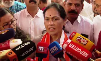 കേരളത്തില്‍ ലവ് ജിഹാദ് മാത്രമല്ല, ലാന്‍ഡ് ജിഹാദും ബിസിനസ്സ് ജിഹാദുമുണ്ടെന്ന് കേന്ദ്രമന്ത്രി ശോഭ കരന്ദ്ലജെ; കൊച്ചിയില്‍ വിവാദ പരാമര്‍ശം