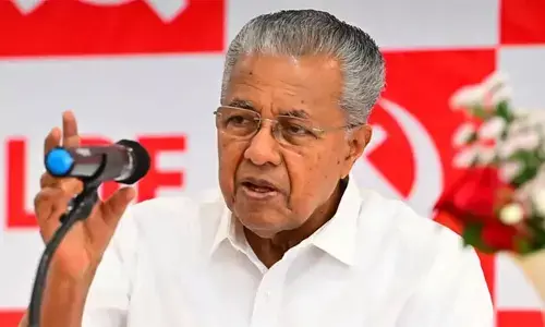 ക്ഷേമ പെന്‍ഷന്‍ 3000 രൂപയാക്കും; എല്‍ഡിഎഫ് വന്നാലേ ഇത് സാധ്യമാകൂ എന്ന് മുഖ്യമന്ത്രി; ധര്‍മ്മടത്ത് വികസന നേട്ടങ്ങള്‍ എണ്ണിപ്പറഞ്ഞ് പിണറായി