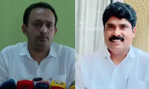 ശ്രുതിക്ക് വീട് നല്‍കാമെന്ന് ഞാന്‍ എപ്പോഴെങ്കിലും പറഞ്ഞിട്ടുണ്ടോ?  എന്റെ ഫേസ്ബുക്ക് പോസ്റ്റ് പകുതിയായി കട്ട് ചെയ്ത് പ്രചരിപ്പിക്കുന്നു;  സി.പി.എമ്മിന് വിഷയ ദാരിദ്ര്യം;  കെ. റഫീഖിന്റെ ആരോപണങ്ങള്‍ തള്ളി ടി. സിദ്ദിഖ്