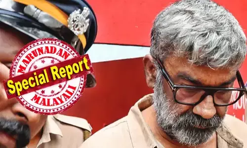 കാരവനിലെ തെളിവെടുപ്പ് നിര്‍ണ്ണായകം; രഞ്ജിത്തിനെ കസ്റ്റഡിയില്‍ വിട്ടു; സാക്ഷിമൊഴികള്‍ സംവിധായകന് കുരുക്കാകും; സിനിമയിലെ സഹപ്രവര്‍ത്തകര്‍ക്കും സെറ്റിലുണ്ടായിരുന്ന മറ്റുള്ളവര്‍ക്കും സംഭവത്തെക്കുറിച്ച് നേരത്തേ അറിവുണ്ടായിരുന്നുവെന്ന് തിരിച്ചറിഞ്ഞ് പോലീസ്; രാവണ പ്രഭുവിനെ തളയ്ക്കാന്‍ ശാസ്ത്രീയ തെളിവുകള്‍ തേടി അന്വേഷകര്‍