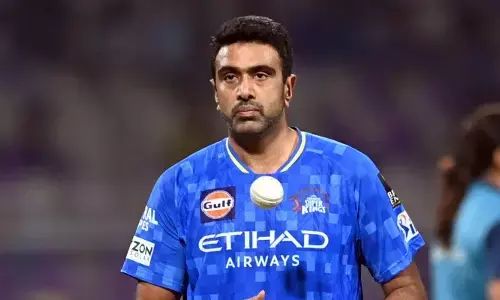 ആരെയും അമിത ഫേവറിറ്റുകളായി കാണാനാവില്ല; എന്റെ ഹൃദയം എപ്പോഴും തുടിക്കുന്നത് മഞ്ഞ നിറത്തിന് വേണ്ടി; ബെംഗളൂരു-ചെന്നൈ മത്സരത്തില്‍ പ്രവചനവുമായി അശ്വിന്‍