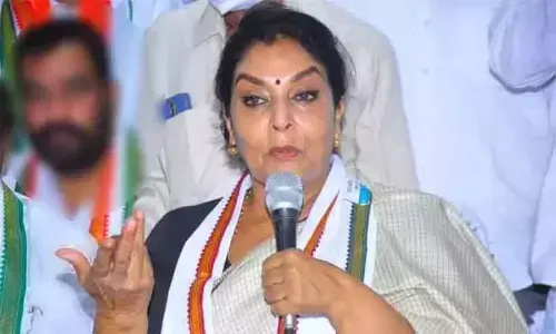 മറ്റേതെങ്കിലും സംസ്ഥാനത്താണ് ശബരിമല മോഡല്‍ സ്വര്‍ണക്കൊള്ള നടന്നതെങ്കില്‍ ഇ.ഡിയും സി.ബി.ഐയും പറന്നിറങ്ങിയേനെ; കേരളത്തില്‍ ഇതു നടന്നില്ലയെന്നത് തന്നെ മോദി സര്‍ക്കാര്‍ പിണറായി സര്‍ക്കാരിനെ സംരക്ഷിക്കുന്നുവെന്നതിന് തെളിവാണ്: രേണുക ചൗധരി എം.പി