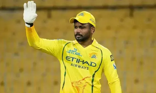 സഞ്ജു ചിരിക്കുന്നതുപോലും ഇതുവരെ കണ്ടിട്ടില്ല, താല്‍പര്യമില്ലെങ്കില്‍ മാറിനില്‍ക്കൂ; തുടര്‍ച്ചയായി മൂന്ന് കളികളില്‍ നിരാശപ്പെടുത്തിയതോടെ സഞ്ജുവിനെതിരെ പൊട്ടിത്തെറിച്ച് ചെന്നൈ ആരാധകര്‍