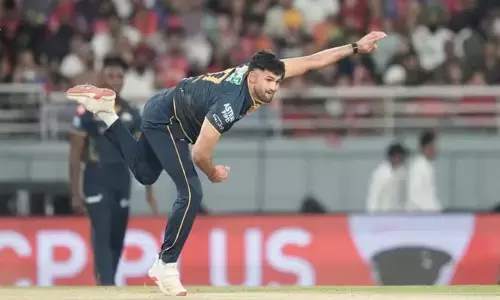 ഐപിഎല്ലിൽ സ്പീഡ് ഗണ്ണായി ഗുജറാത്തിന്റെ 23-കാരൻ; 154.2 കി.മീ വേഗത്തിൽ തീയുണ്ട പായിച്ച് അശോക് ശർമ; ആ യോർക്കറിൽ അമ്പരന്ന് ധ്രുവ് ജുറെൽ; ഉമ്രാൻ മാലിക്കിന് പിന്നാലെ പുതിയ ഇന്ത്യൻ പേസ് കരുത്ത്