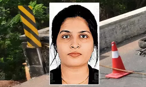 ലിഫ്റ്റ് ചോദിച്ച് യുവാവിന്റെ ബൈക്കില്‍ കയറി; പിന്നാലെ അശ്രദ്ധമായി വെട്ടിത്തിരിച്ച ലോറി ഇടിച്ച് യുവതി മരിച്ചു