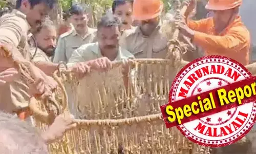 വിവാഹം ക്ഷണിക്കാനെത്തി; വളര്‍ത്തുനായയെ പേടിച്ച് ഓടുന്നതിനിടെ കിണറ്റില്‍ വീണ വയോധികനെ ഫയര്‍ ഫോഴ്സ് രക്ഷപ്പെടുത്തി