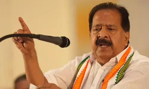 ഇടതുഭരണത്തിന് അന്ത്യം, കേരളത്തില് യു.ഡി.എഫ് തരംഗം; ആഞ്ഞടിച്ച് രമേശ് ചെന്നിത്തല; ഹരിപ്പാട് വിജയമുറപ്പെന്നും പ്രഖ്യാപനം ഇടതുഭരണത്തിന് അന്ത്യം, കേരളത്തില് യു.ഡി.എഫ് തരംഗം; ആഞ്ഞടിച്ച് രമേശ് ചെന്നിത്തല; ഹരിപ്പാട് വിജയമുറപ്പെന്നും പ്രഖ്യാപനം