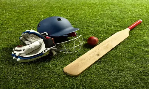 ക്രിക്കറ്റ് മത്സരത്തിനിടെ റണ്ണിന്റെ പേരില്‍ തര്‍ക്കം; അമ്പയര്‍ കൊല്ലപ്പെട്ടു