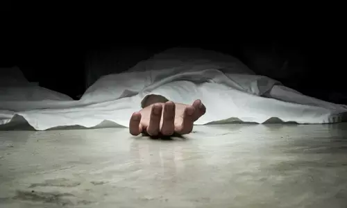 അമ്മാവനുമായി ശാരീരിക ബന്ധത്തിലേര്‍പ്പെടാന്‍ വിസമ്മതിച്ചു; യുവതിയെ കൊലപ്പെടുത്തി മൃതദേഹം ബോക്‌സിലാക്കി കാമുകന്‍