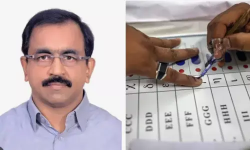 കാസര്‍കോട് ഉദുമയില്‍  ക്യാമറയുള്ള കണ്ണട ധരിച്ച് പോളിംഗ് ബൂത്തിലെത്തി;  യുഡിഎഫ് ഇലക്ഷന്‍ ഏജന്റ് പിടിയില്‍; കണ്ണട പിടിച്ചെടുത്തു, സ്ഥിരമായി ഉപയോഗിക്കുന്ന കണ്ണടയെന്ന് വിശദീകരണം