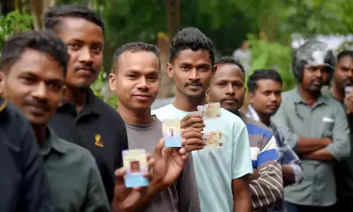 അസമില്‍ 2021-ലെ റെക്കോഡും കടപുഴകി; പോളിംഗ് 85 ശതമാനം! നെഞ്ചിടിപ്പോടെ മുന്നണികള്‍; എന്‍ഡിഎയുടെ ഭരണത്തുടര്‍ച്ചയോ അതോ ഭരണവിരുദ്ധ തരംഗമോ?  പുതുച്ചേരിയില്‍ കണ്ടത് വോട്ടര്‍മാരുടെ പടയോട്ടം; 89% റെക്കോഡ് പോളിംഗില്‍ വീഴുന്നത് ആര്? ഇന്ത്യ സഖ്യത്തിലെ തര്‍ക്കം എന്‍ഡിഎയ്ക്ക് തുണയാകുമോ?