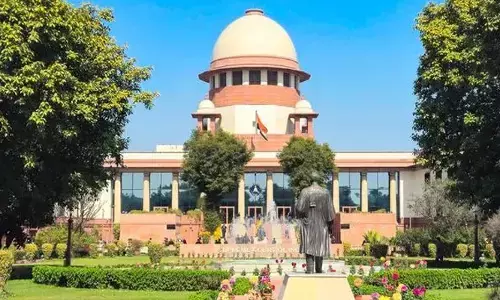 വിശ്വാസികളല്ലെങ്കില്‍പ്പോലും ക്ഷേത്രത്തിലെത്തിയാല്‍ ചട്ടങ്ങളും ആചാരങ്ങളും പാലിക്കണം; സുപ്രീംകോടതി