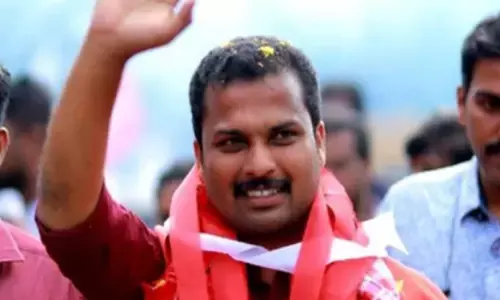 വട്ടിയൂർക്കാവിൽ ജയം ഉറപ്പ്; വ്യക്തിപരമായ വോട്ടുകൾ കൂടി പ്രധാനമാണ്; ജനങ്ങൾ ഇടതിനൊപ്പം തന്നെ നിൽക്കും; തുറന്നുപറഞ്ഞ് വി കെ പ്രശാന്ത് വട്ടിയൂർക്കാവിൽ ജയം ഉറപ്പ്; വ്യക്തിപരമായ വോട്ടുകൾ കൂടി പ്രധാനമാണ്; ജനങ്ങൾ ഇടതിനൊപ്പം തന്നെ നിൽക്കും; തുറന്നുപറഞ്ഞ് വി കെ പ്രശാന്ത്