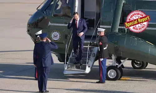 ഇറാനെ മെരുക്കാന്‍ ജെ.ഡി.വാന്‍സ് പാക്കിസ്ഥാനില്‍ പറന്നിറങ്ങുന്നു! കൂടെ കുഷ്‌നറും വമ്പന്‍ സ്രാവുകളും; കബളിപ്പിക്കാന്‍ നോക്കിയാല്‍ കളി മാറുമെന്ന് മുന്നറിയിപ്പ്; വൈസ് പ്രസിഡന്റിനെ തന്നെ നേരിട്ടിറക്കി ട്രംപ്; പതിറ്റാണ്ടുകള്‍ക്ക് ശേഷമുള്ള മഹാ നയതന്ത്ര നീക്കം; ഇറാന്റെ സമ്മതത്തിന് പിന്നില്‍ വാന്‍സിന്റെ മിതവാദി പ്രതിച്ഛായയോ?