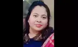 ഒരൊറ്റ ഇടിയിൽ വണ്ടി പൂർണമായും തകർന്ന് തരിപ്പണമായി; ഉഗ്ര ശബ്ദം കേട്ട് നാട്ടുകാർ ഓടിയെത്തിയപ്പോൾ നടുക്കുന്ന കാഴ്ച; കുതിച്ചെത്തിയ ട്രക്ക് നിർത്തിയിട്ടിരുന്ന കാറിലിടിച്ച് രണ്ട് സഹോദരിമാർ മരിച്ചു ഒരൊറ്റ ഇടിയിൽ വണ്ടി പൂർണമായും തകർന്ന് തരിപ്പണമായി; ഉഗ്ര ശബ്ദം കേട്ട് നാട്ടുകാർ ഓടിയെത്തിയപ്പോൾ നടുക്കുന്ന കാഴ്ച; കുതിച്ചെത്തിയ ട്രക്ക് നിർത്തിയിട്ടിരുന്ന കാറിലിടിച്ച് രണ്ട് സഹോദരിമാർ മരിച്ചു