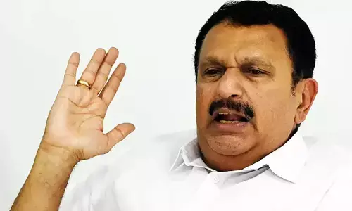 വട്ടിയൂര്‍ക്കാവിന്റെ മണ്ണ് ചതിക്കില്ല, വോട്ടര്‍മാരെ വിശ്വാസമാണ്; യുഡിഎഫിന് ശുഭപ്രതീക്ഷയുണ്ടെന്ന് കെ മുരളീധരന്‍; ജനം വിശ്വസിച്ച് ഭരണം ഏല്‍പ്പിക്കുമ്പോള്‍ നാട്ടുകാരെക്കൊണ്ട് പറയിപ്പിക്കരുതെന്നും മുഖ്യമന്ത്രി ചര്‍ച്ചയില്‍ വിമര്‍ശനം