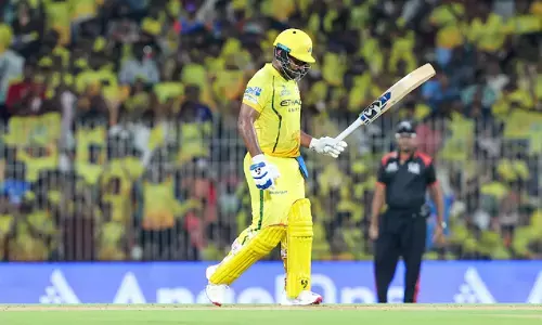 മഞ്ഞപ്പടയുടെ ചേട്ടൻ അവതാരം; വിമർശകരുടെ വായടപ്പിച്ചു മലയാളി കരുത്ത്; ഡൽഹിയെ തച്ചുതകർത്ത് സഞ്ജു കൊടുങ്കാറ്റ്; നാലാം ഐപിഎൽ സെഞ്ചുറി; ചെപ്പോക്കിൽ എഴുതിയത് പുതു ചരിത്രം