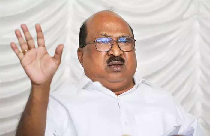 തുടര്ഭരണം ഉറപ്പ്; തിരഞ്ഞെടുപ്പ് ഫലം വരുമ്പോള് കോണ്ഗ്രസ് പിരിച്ചുവിടേണ്ടി വരും; പ്രതിപക്ഷ നേതാവിന്റെ മണ്ഡലത്തിലെ സ്ഥിതി മോശം: കെ വി തോമസ് തുടര്ഭരണം ഉറപ്പ്; തിരഞ്ഞെടുപ്പ് ഫലം വരുമ്പോള് കോണ്ഗ്രസ് പിരിച്ചുവിടേണ്ടി വരും; പ്രതിപക്ഷ നേതാവിന്റെ മണ്ഡലത്തിലെ സ്ഥിതി മോശം: കെ വി തോമസ്