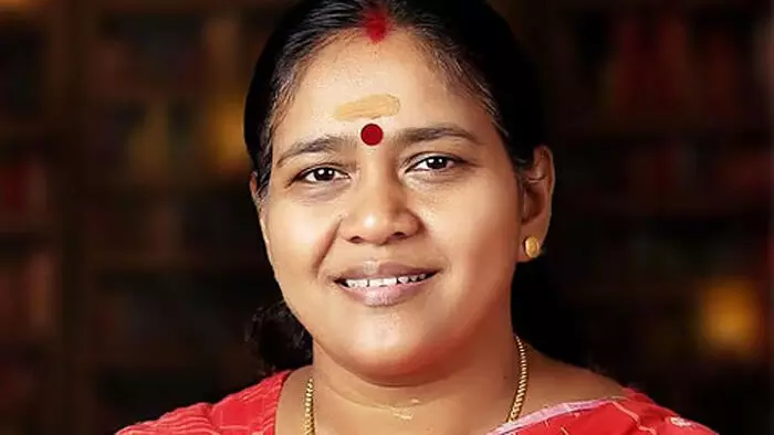 ഒരു കോടി രൂപ നഷ്ടപരിഹാരം നല്കണം; ശോഭാ സുരേന്ദ്രന് ജമാഅത്തെ ഇസ്ലാമിയുടെ നോട്ടീസ് ഒരു കോടി രൂപ നഷ്ടപരിഹാരം നല്കണം; ശോഭാ സുരേന്ദ്രന് ജമാഅത്തെ ഇസ്ലാമിയുടെ നോട്ടീസ്